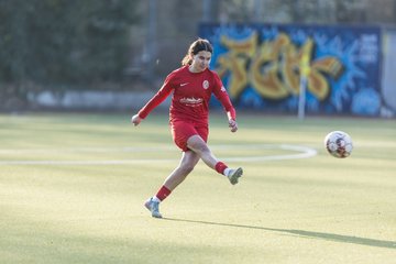 Bild 332 - wBJ Eimsbuettler TV - SV Werder Bremen : Ergebnis: 0:1